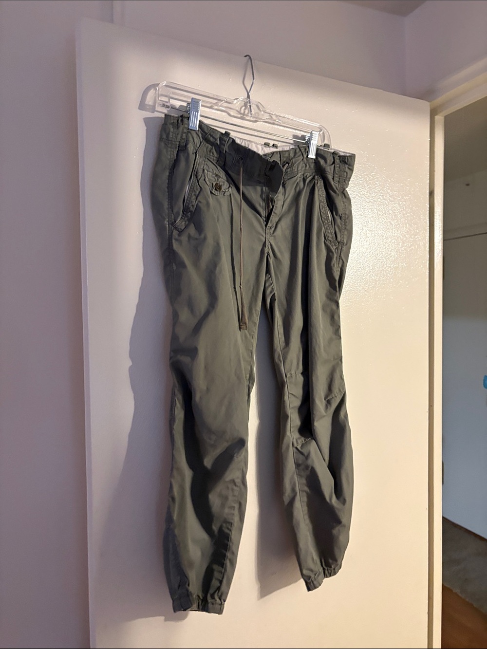 Kahki/ Green Capris
